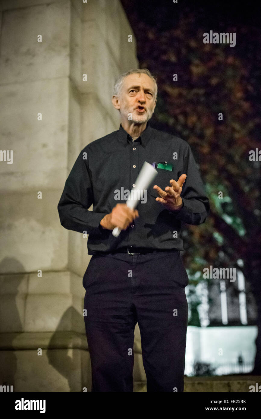London, UK. 24th Nov, 2014. Jeremy Corbyn MP speaks at ‘End Revenge Evictions’ protest in Westminster © Guy Corbishley/Alamy Live News Stock Photo