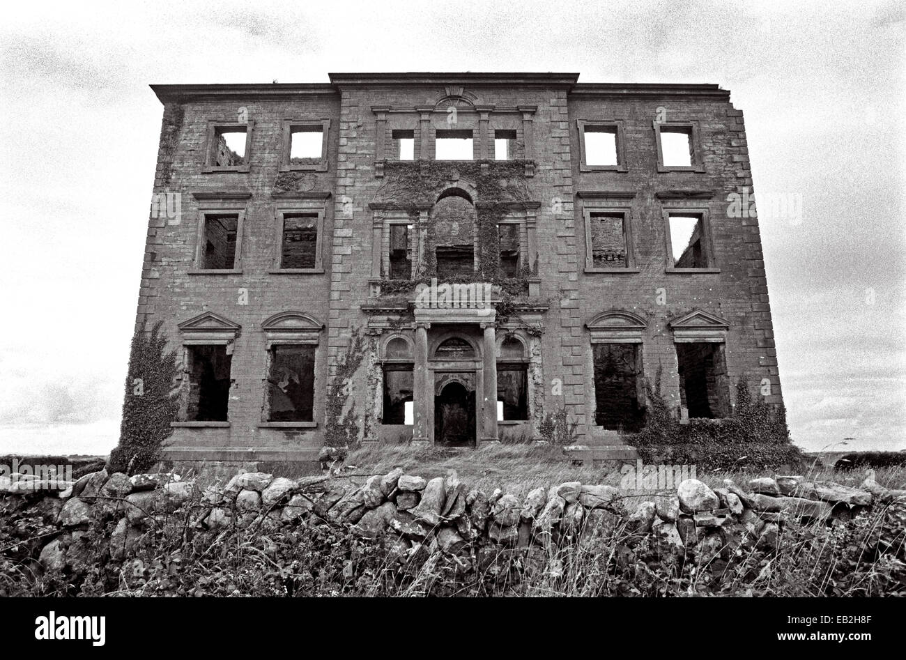 TYRONE HOUSE RUINS, COUNTY GALWAY, IRELAND. BURNT DOWN BY THE LOCAL IRISH REPUBLICAN ARMY DURING