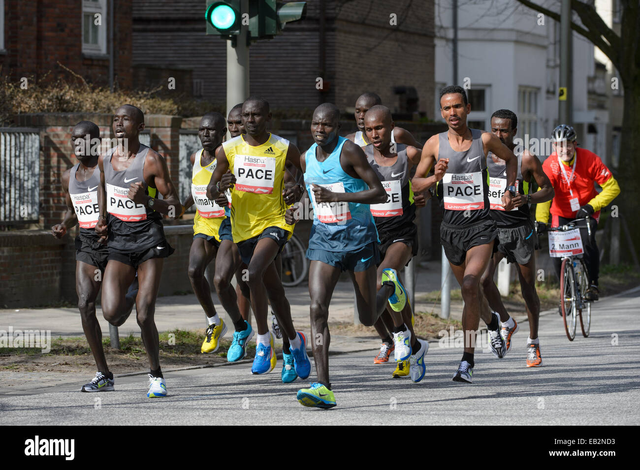 A group of pacemakers leading the elite runners at the Haspa Marathon 2013, Hamburg, Hamburg, Germany Stock Photo