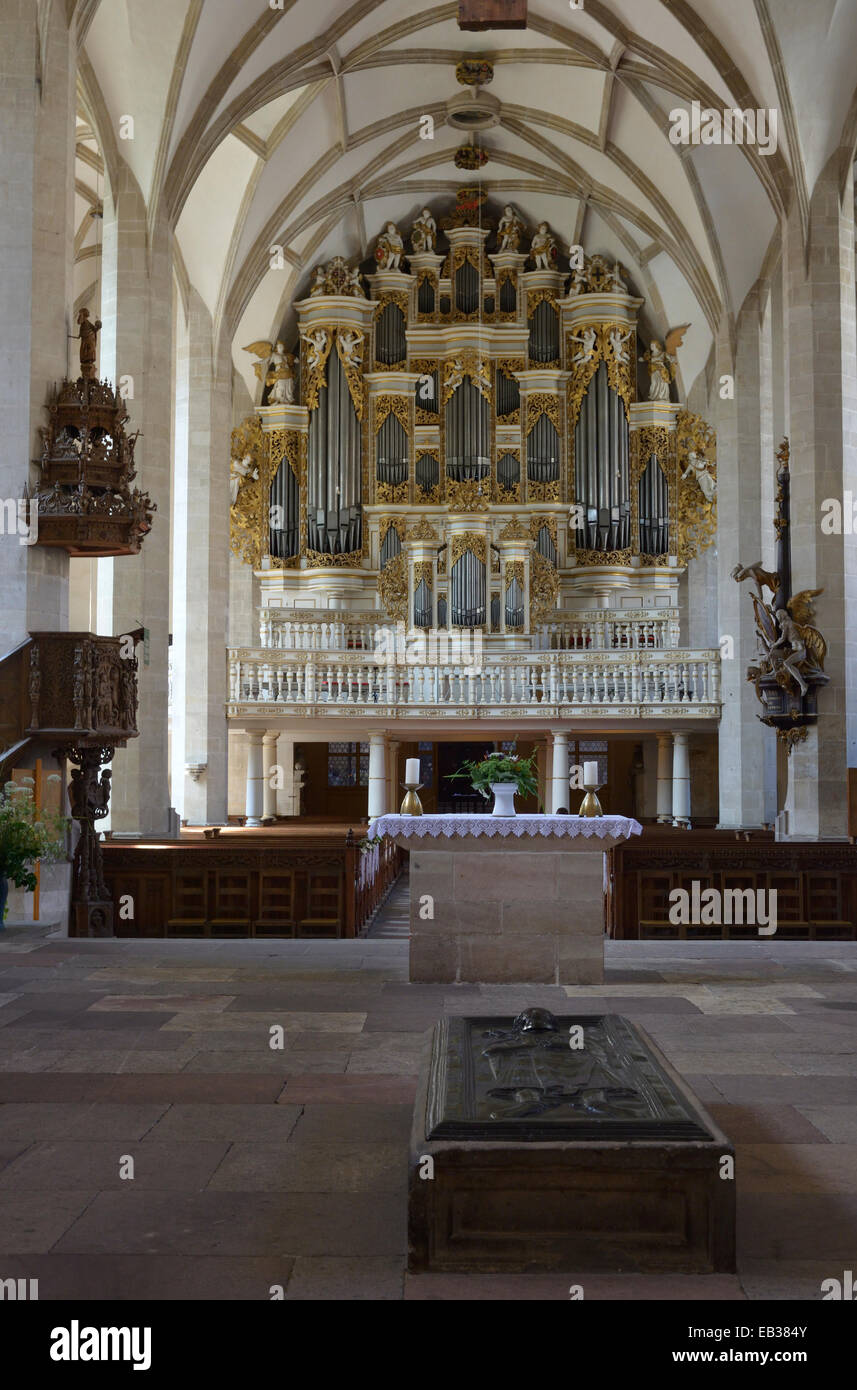organ-and-tomb-slab-in-merseburg-cathedral-merseburg-saxony-anhalt