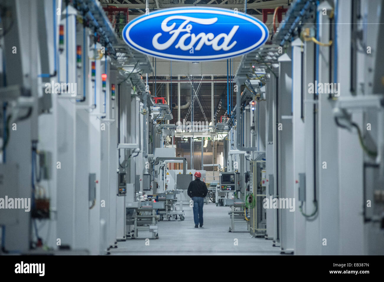 Visit ford motor company in dagenham hires stock photography and images Alamy