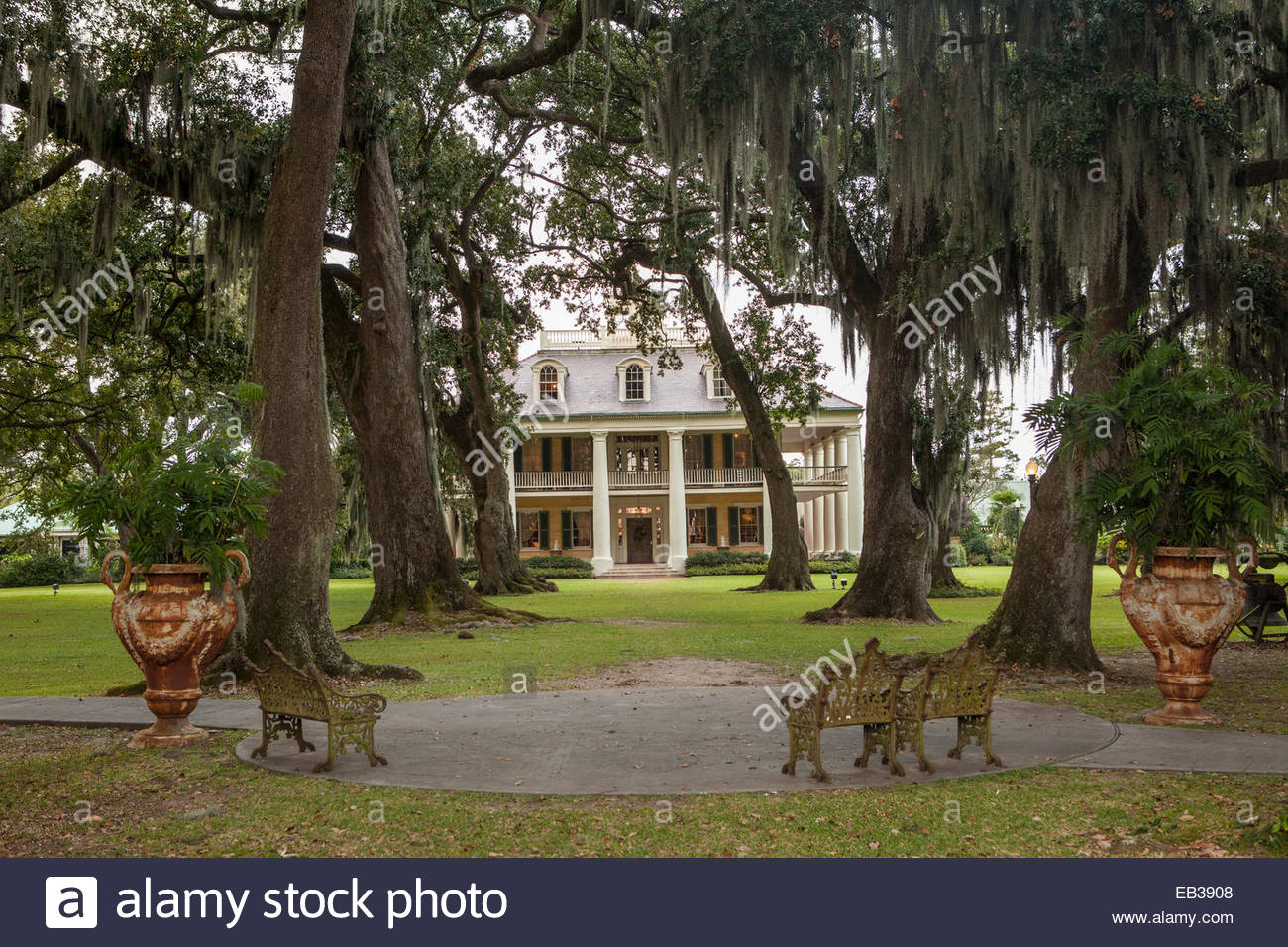 Exterior View Of The Front Of At The Houmas House Plantation And