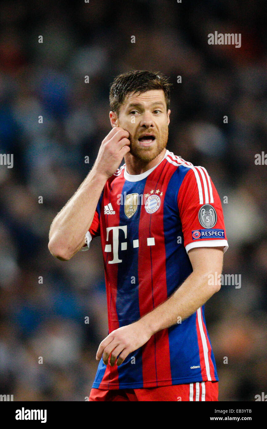 Manchester, UK. 25th Nov, 2014. Champions League Group Stage. Manchester City versus Bayern Munich. Bayern Munich's Xabi Alonso during the match Credit:  Action Plus Sports/Alamy Live News Stock Photo