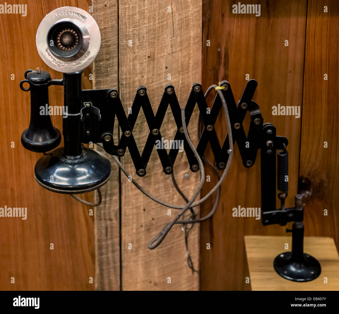 Leslie, USA. 25th Nov, 2014. One of the many displays at the