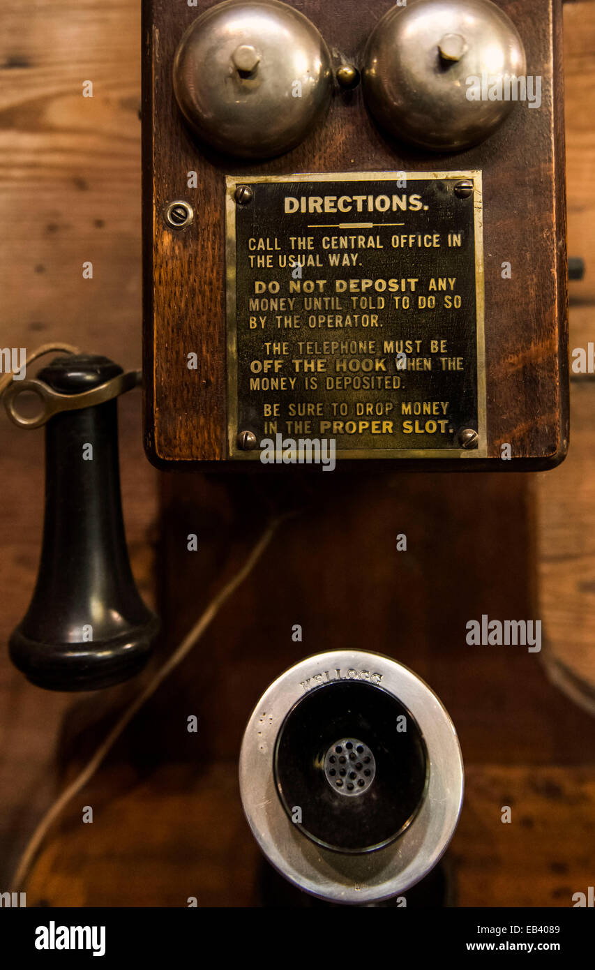 Leslie, USA. 25th Nov, 2014. One of the many displays at the