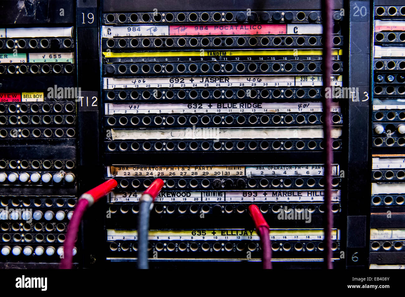 Leslie, USA. 25th Nov, 2014. One of the many displays at the