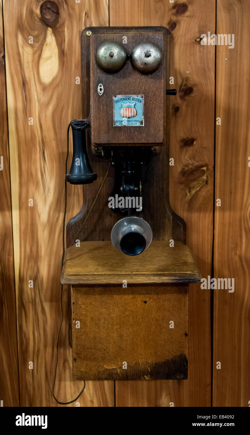 Leslie, USA. 25th Nov, 2014. One of the many displays at the