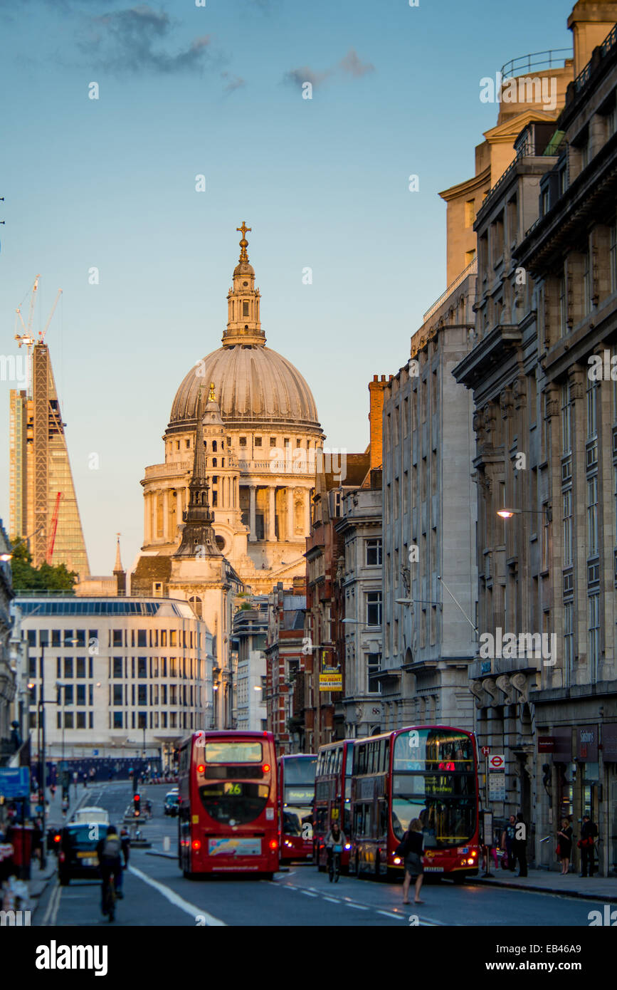 Looking down Fleet Street towards St Paul's Cathedral, City of London, London, England UK Stock Photo
