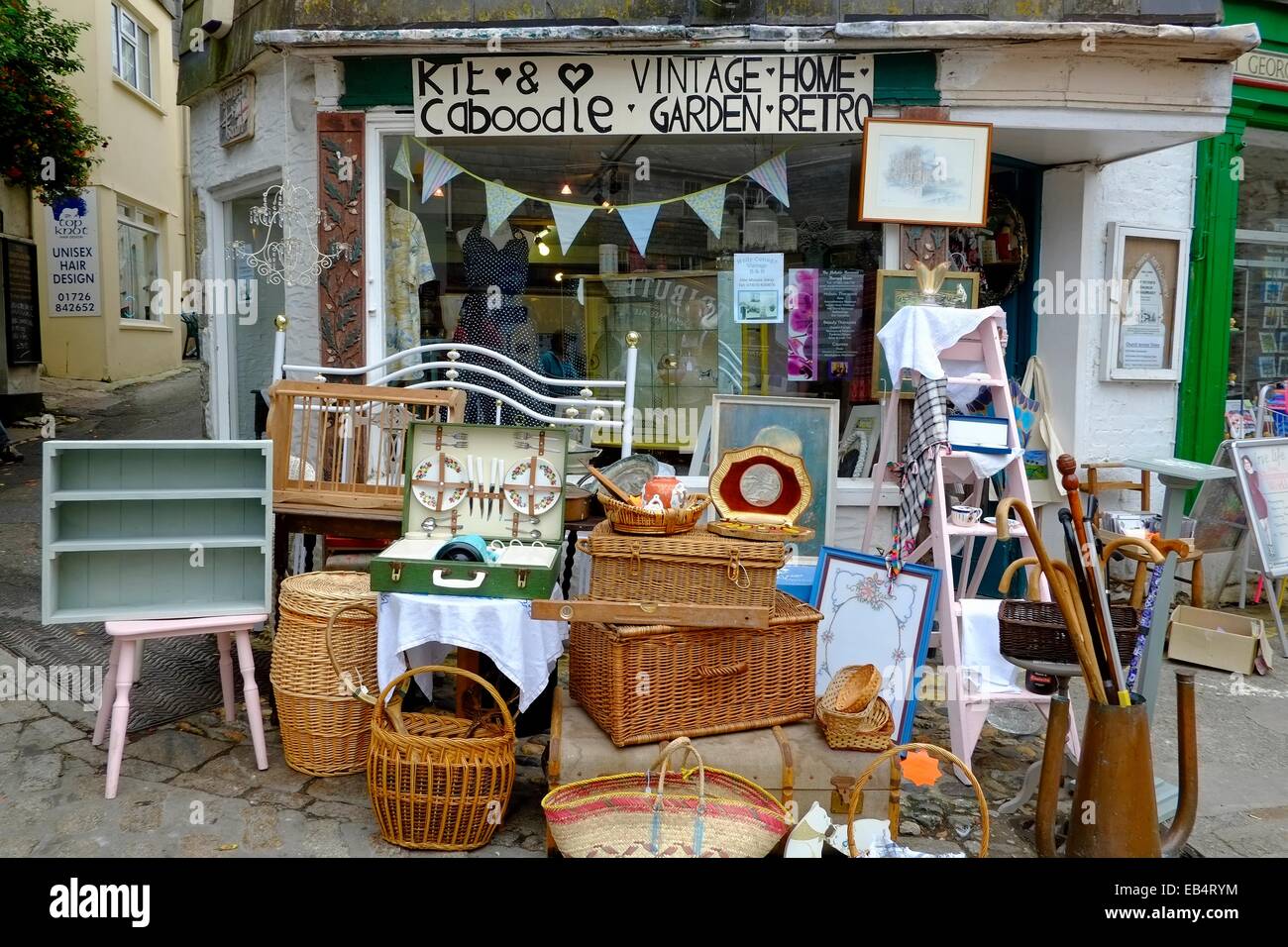 Kit and Caboodle vintage home garden retro furniture shop. Mevagissey,Cornwall,England UK Stock Photo