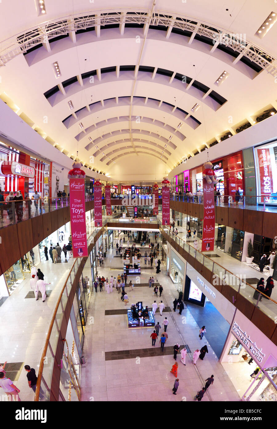 Uae Dubai Mall Shopping Mall Shopping Stock Photo 75722288 Alamy