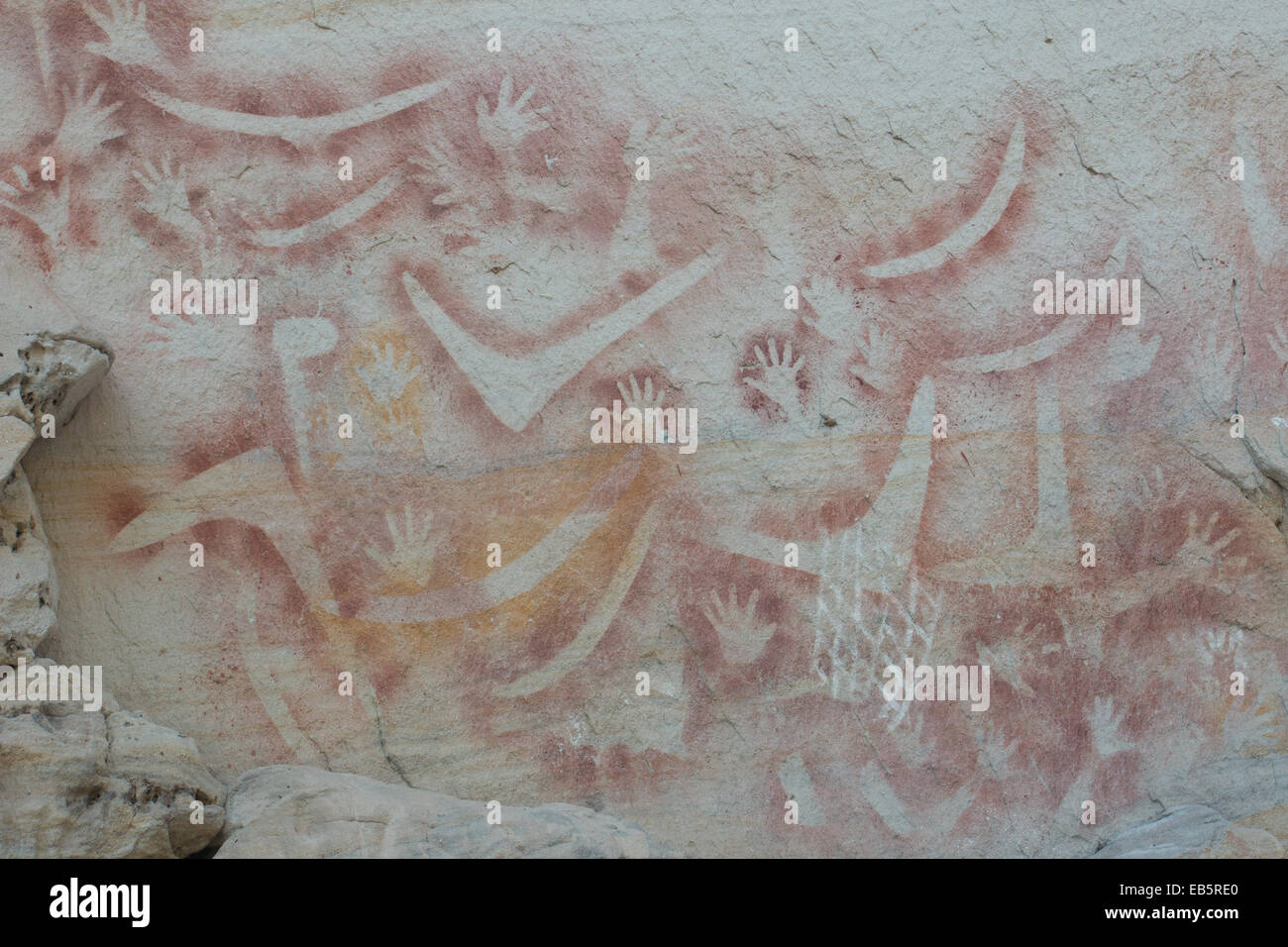 Aboriginal rock art australia hands hi-res stock photography and images -  Alamy