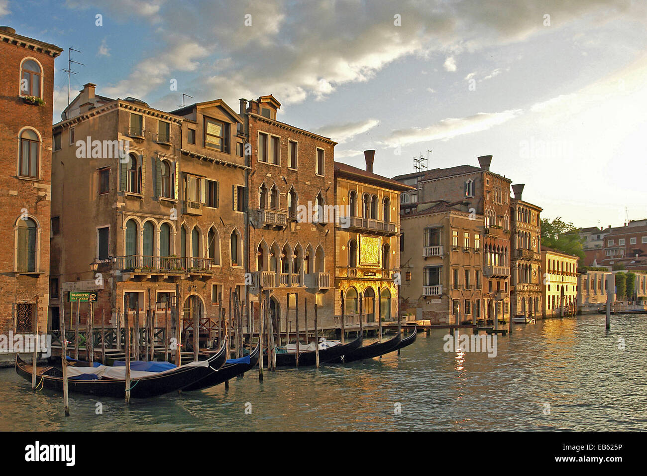 Venedig - Haeuser am Canale Grande Stock Photo