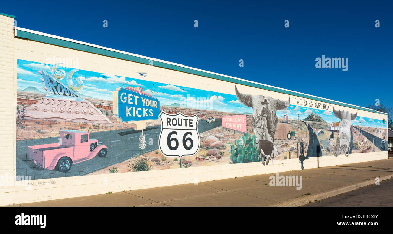 New Mexico,Tucumcari, Historic Route 66, wall mural Stock Photo Alamy