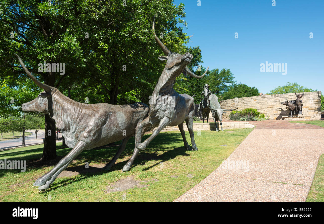 Texas, Frisco, Central Park, longhorn cattle drive bronze sculptures Stock Photo