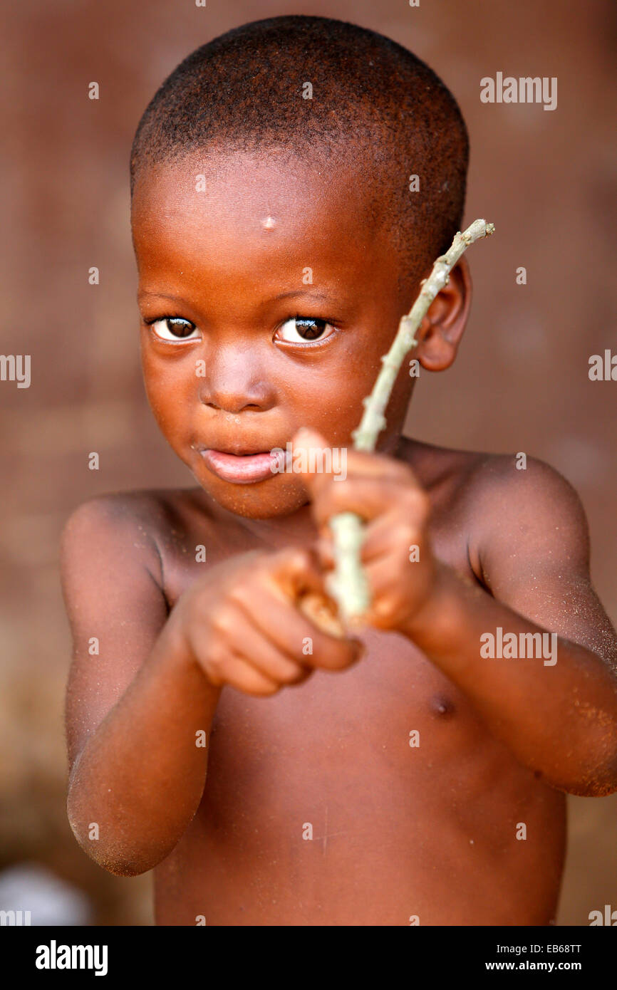 Boys fighting africa hi-res stock photography and images - Alamy
