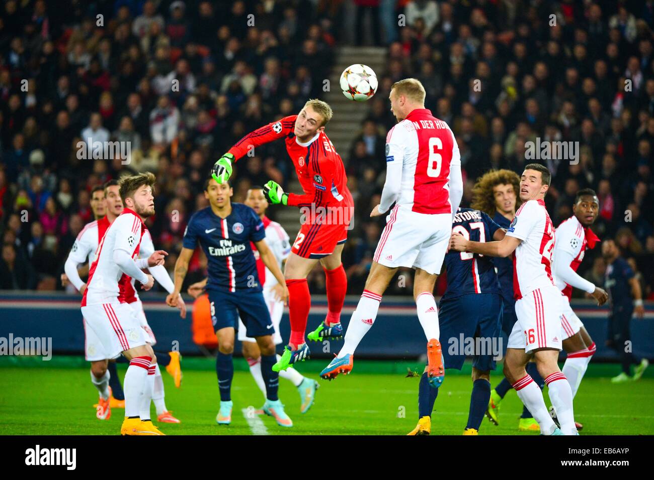 Jasper CILLESSEN/Mike van der HOORN - 25.11.2014 - Paris Saint Germain/Ajax Amsterdam - Champions League Photo : Dave Winter/Icon Sport Stock Photo
