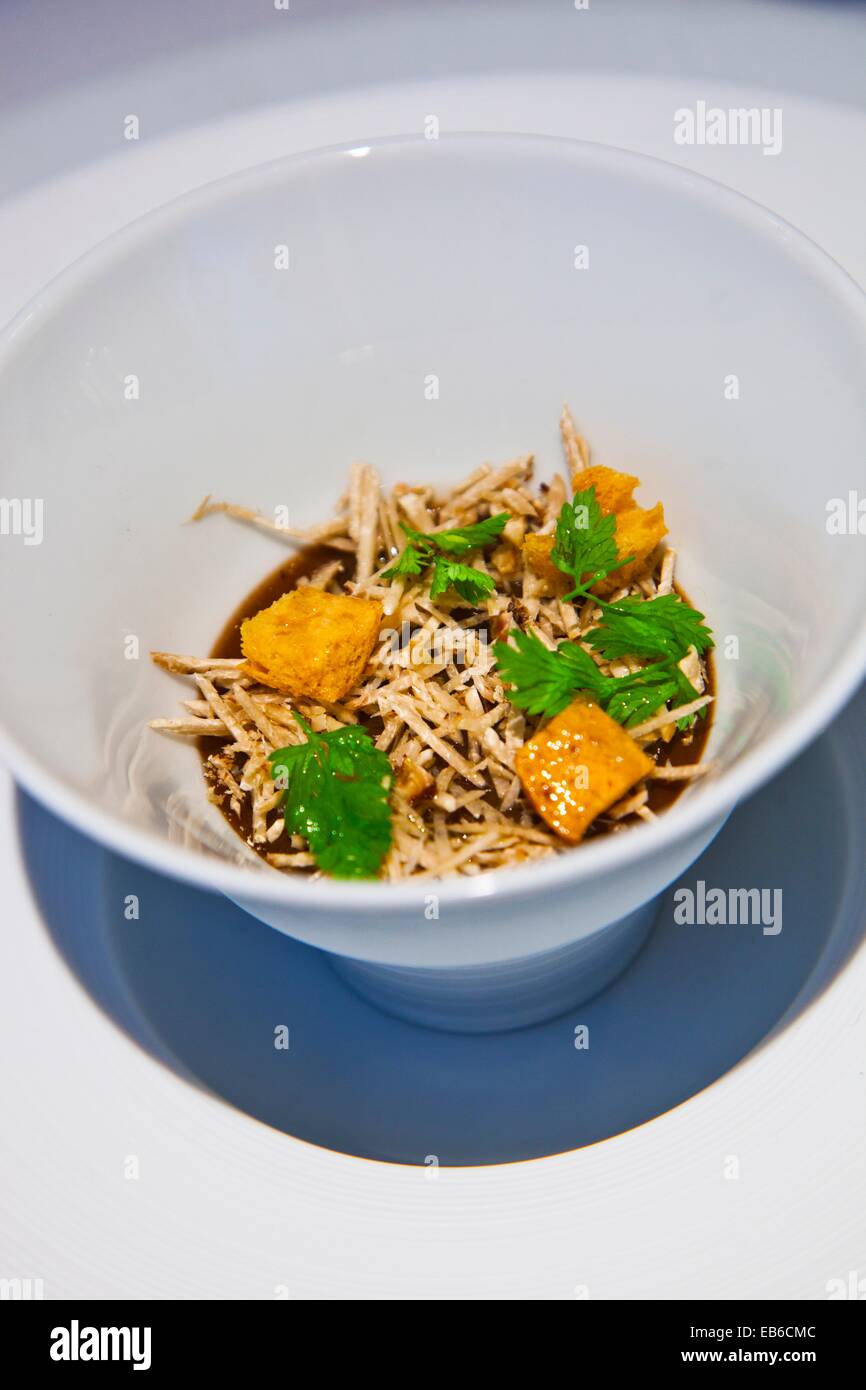 Parmentier turnip juice gelatinous octopus and white truffle Ricard