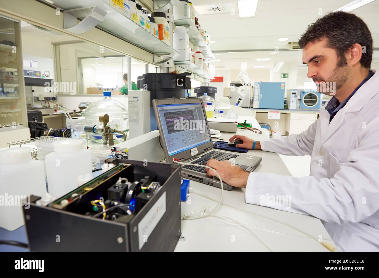 Computer based testing centre hi-res stock photography and images - Alamy