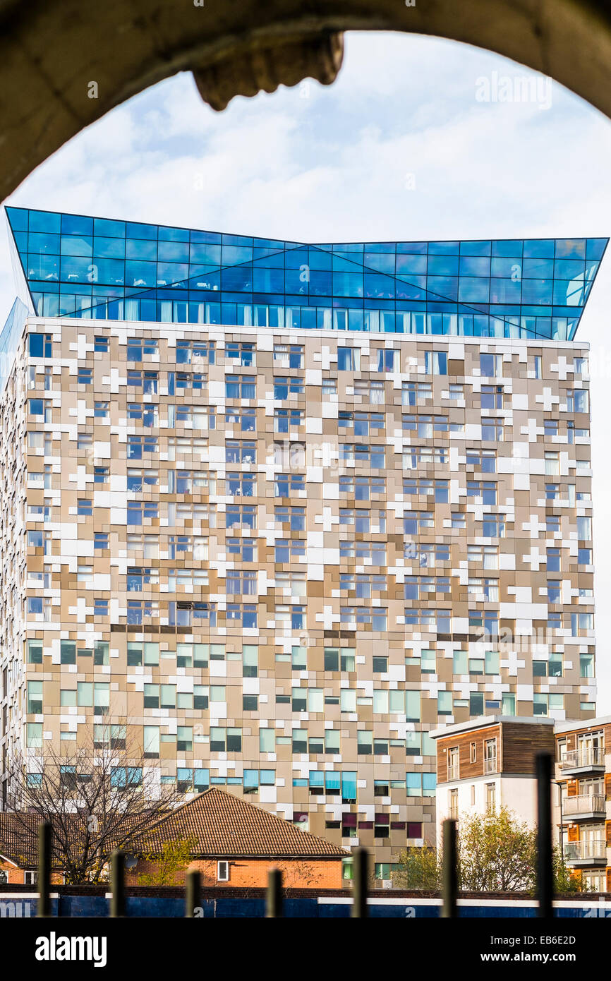 Cube birmingham iconic landmark building hires stock photography and