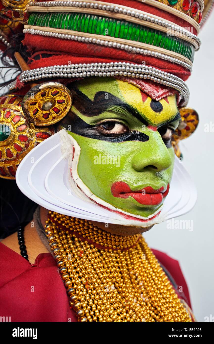 Kathakali theatre dancer, kathakaly, Kochi, Cochin, Kerala, India. Stock Photo