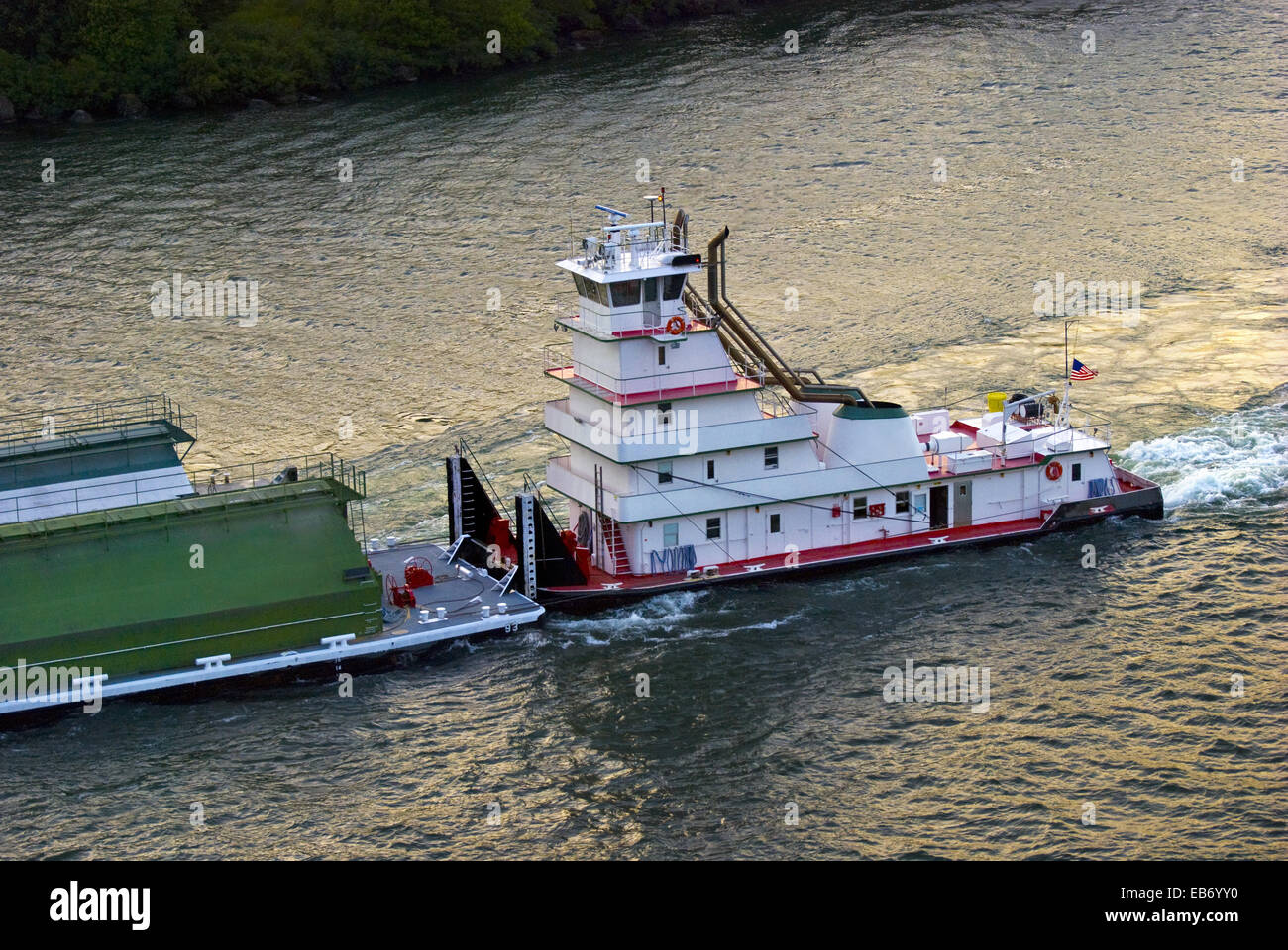 Barges and tugboat on Columbia River heading west Columbia River Stock Photo 75756324 Alamy