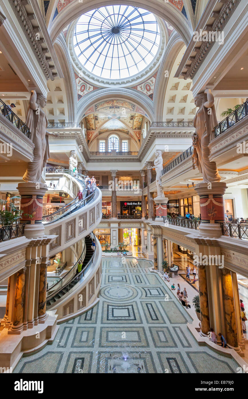 Vegas shop hi res stock photography and images Page 10 Alamy