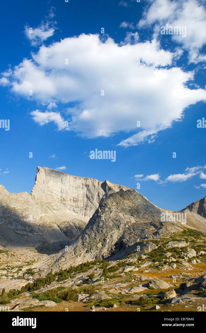 East peak temple hires stock photography and images Alamy