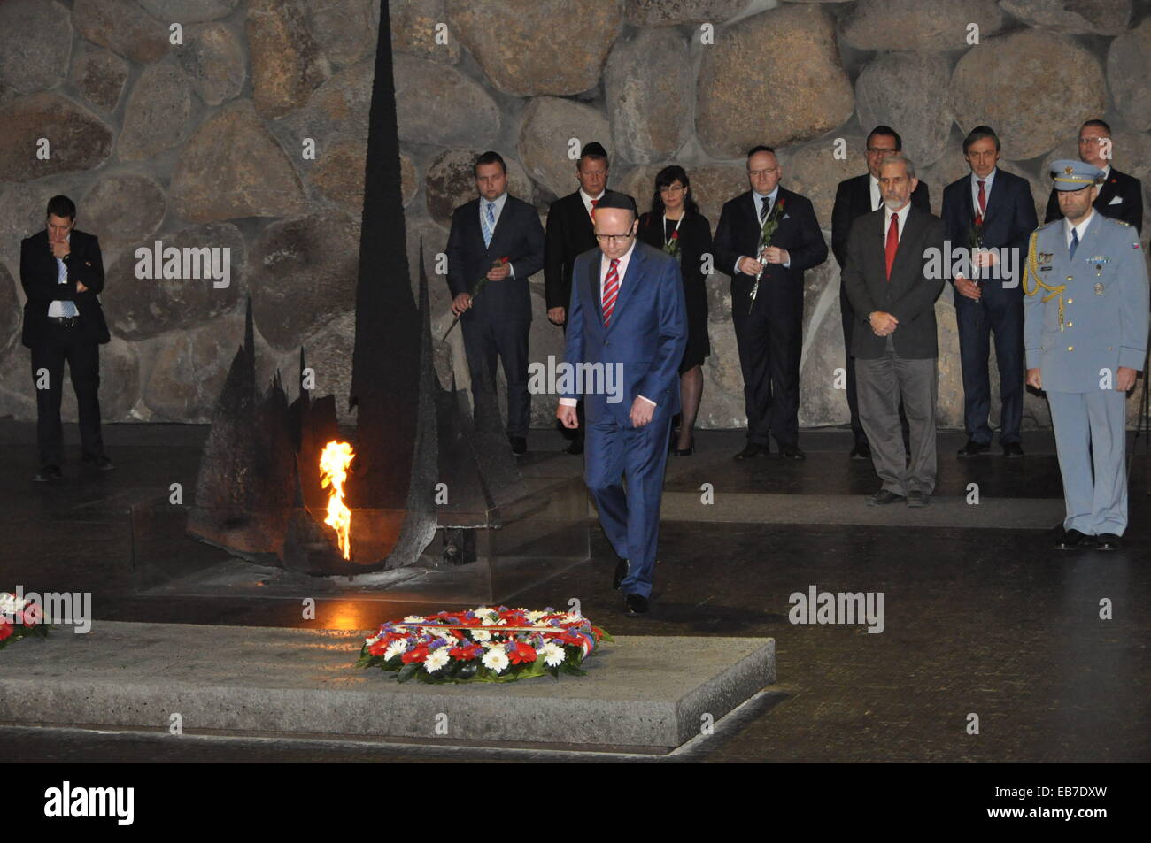 Czech Prime Minister Bohuslav Sobotka (front) visits the Holocaust victims Yad Vashem memorial today, on Tuesday, November 25, 2014. Jerusalem, Israel © Sarka Dvorakova/CTK Photo/Alamy Live News Stock Photo