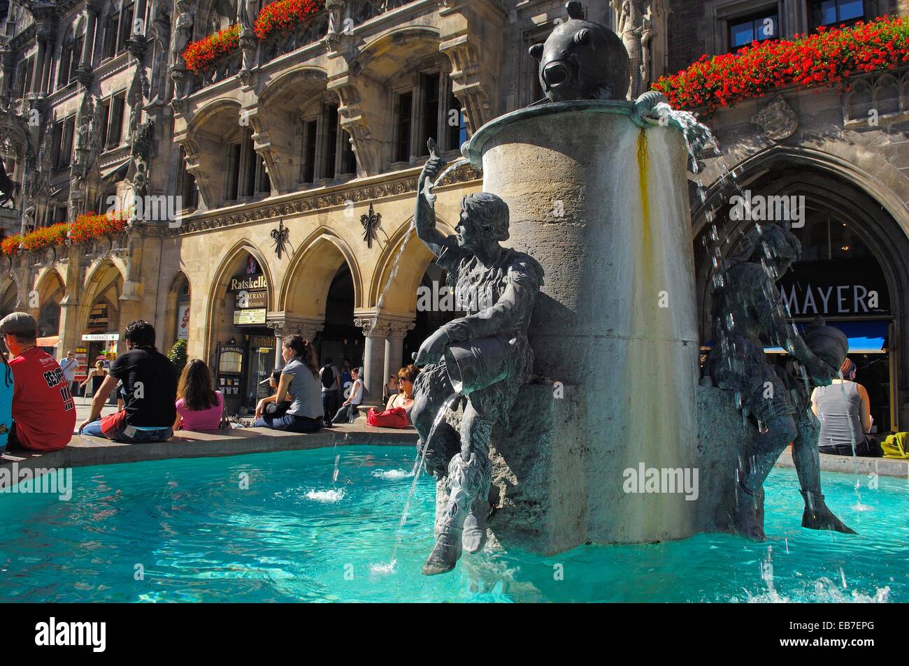 Munich, Fischbrunnen, Fish fountain , Marienplatz, Bavaria, Germany
