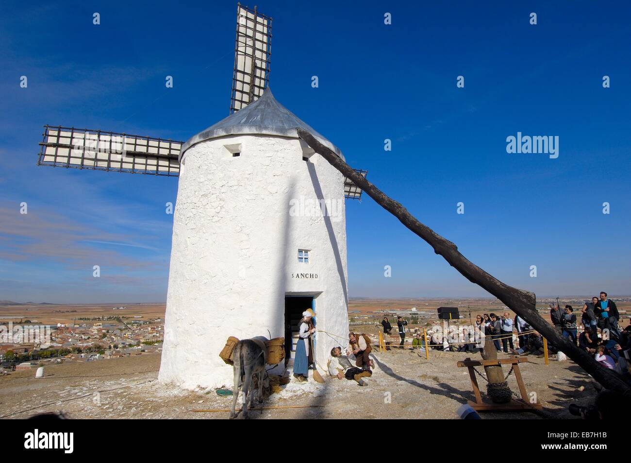 Representation of the Quixote during the Saffron Rose Festival