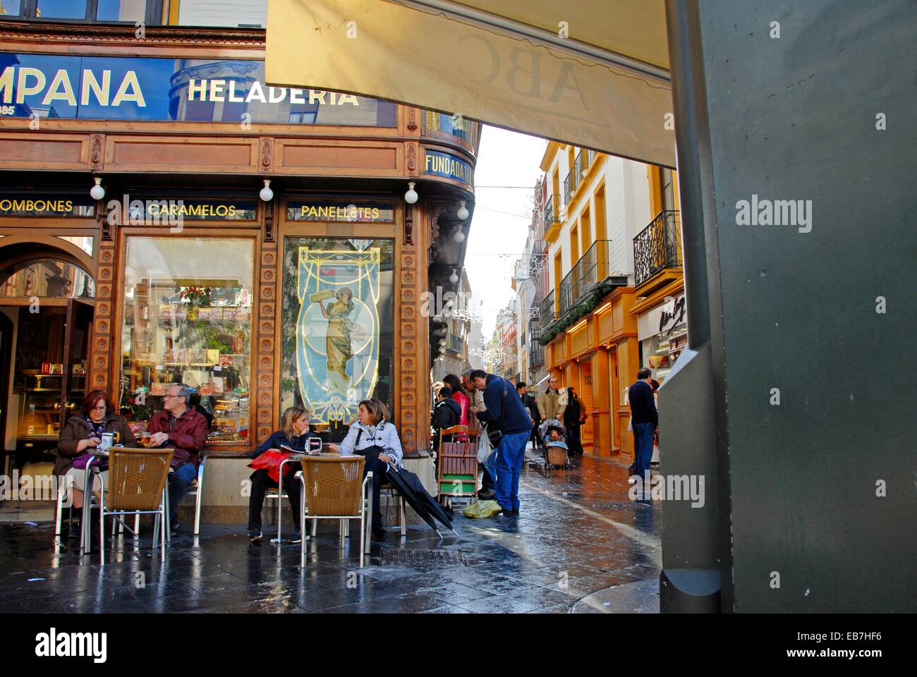 The popular confectionery, pastry shop and cafe La Campana in central