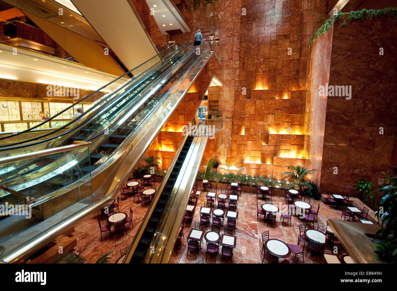 View Atrium Interior Trump Tower New York Pics