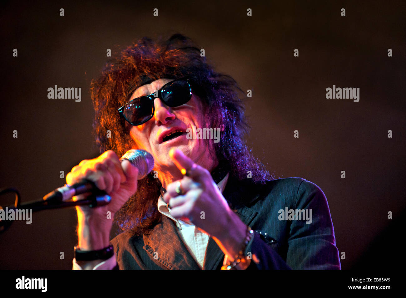 Dr John Cooper Clarke performing a gig at The Robin2 Club, Bilston, Wolverhampton, UK, 2011 Stock Photo