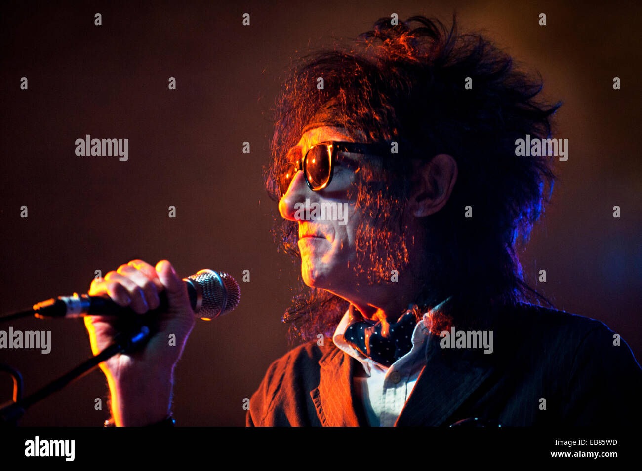 Dr John Cooper Clarke performing a gig at The Robin2 Club, Bilston, Wolverhampton, UK, 2011 Stock Photo