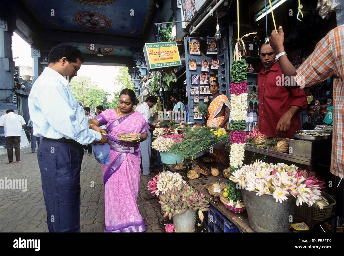 Flower shop Manakkula Vinayaga temple, Pondicherry, Puducherry, Union