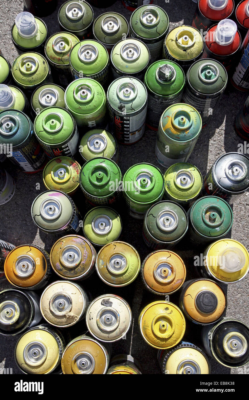Green and yellow paintwork hires stock photography and images Alamy