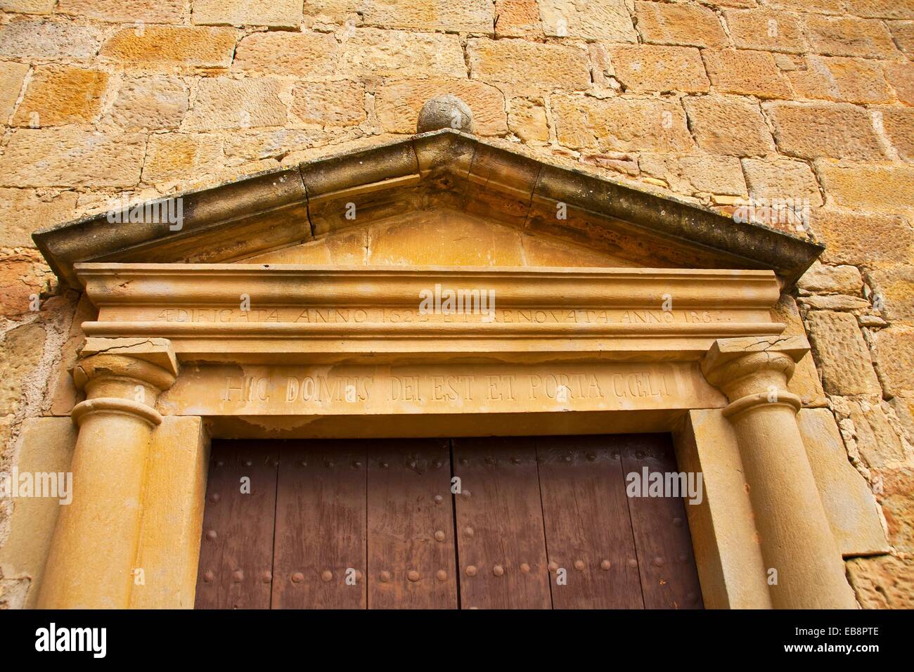 Rectangular Churches Simple rectangular church hi-res stock photography and images - Alamy
