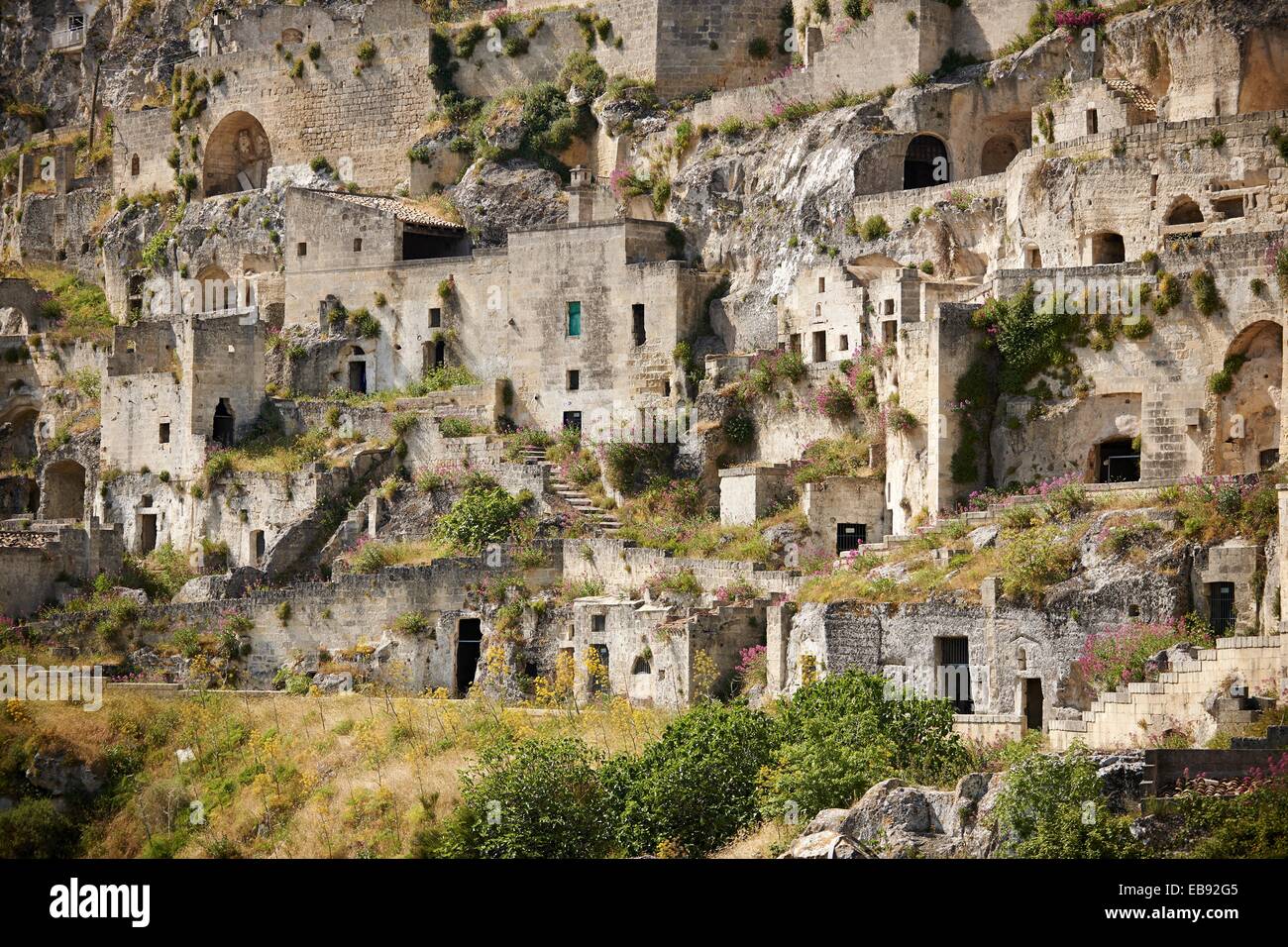 The ancient cave dwellings, known as ´Sassi´, in Matera, Southern Italy. A  UNESCO World Heritage Site Stock Photo - Alamy