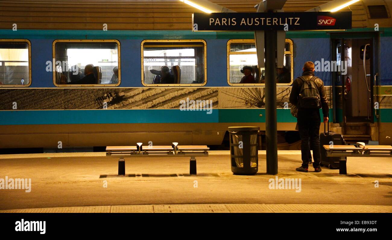 Paris Austerlitz train station Stock Photo Alamy