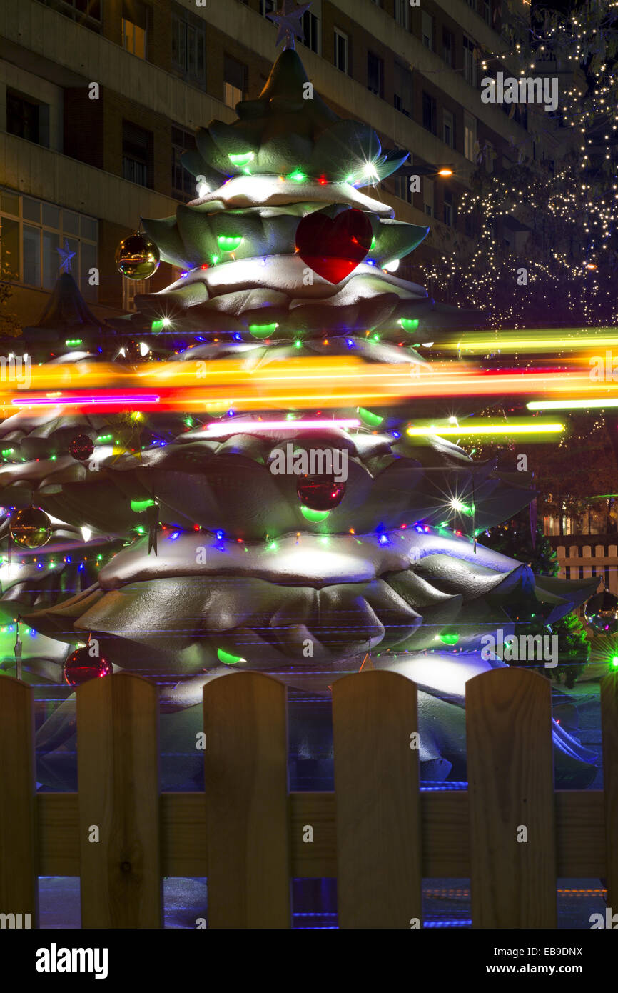 Flashing christmas lights hires stock photography and images Alamy