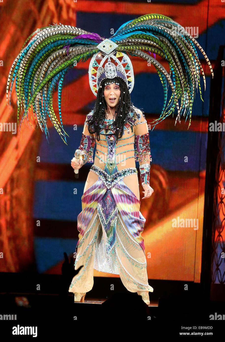 nedbryder konservativ lommelygter Cher In Concert at MGM Grand Garden Arena Las Vegas Featuring: Cher Where: Las  Vegas, Nevada, United States When: 25 May 2014 Stock Photo - Alamy