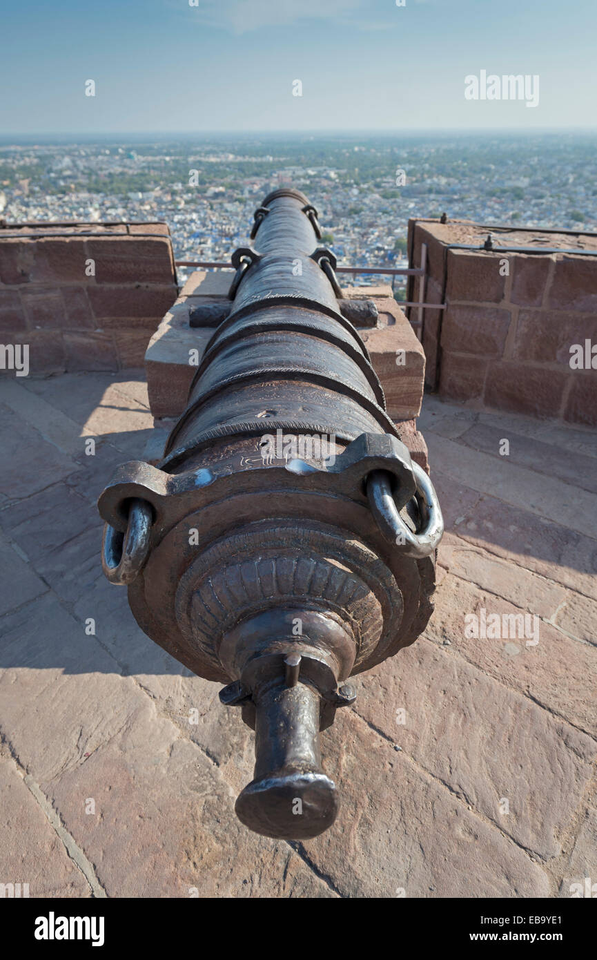 Historic cannon, Mehrangarh Fort, Jodhpur, Rajasthan, India Stock Photo