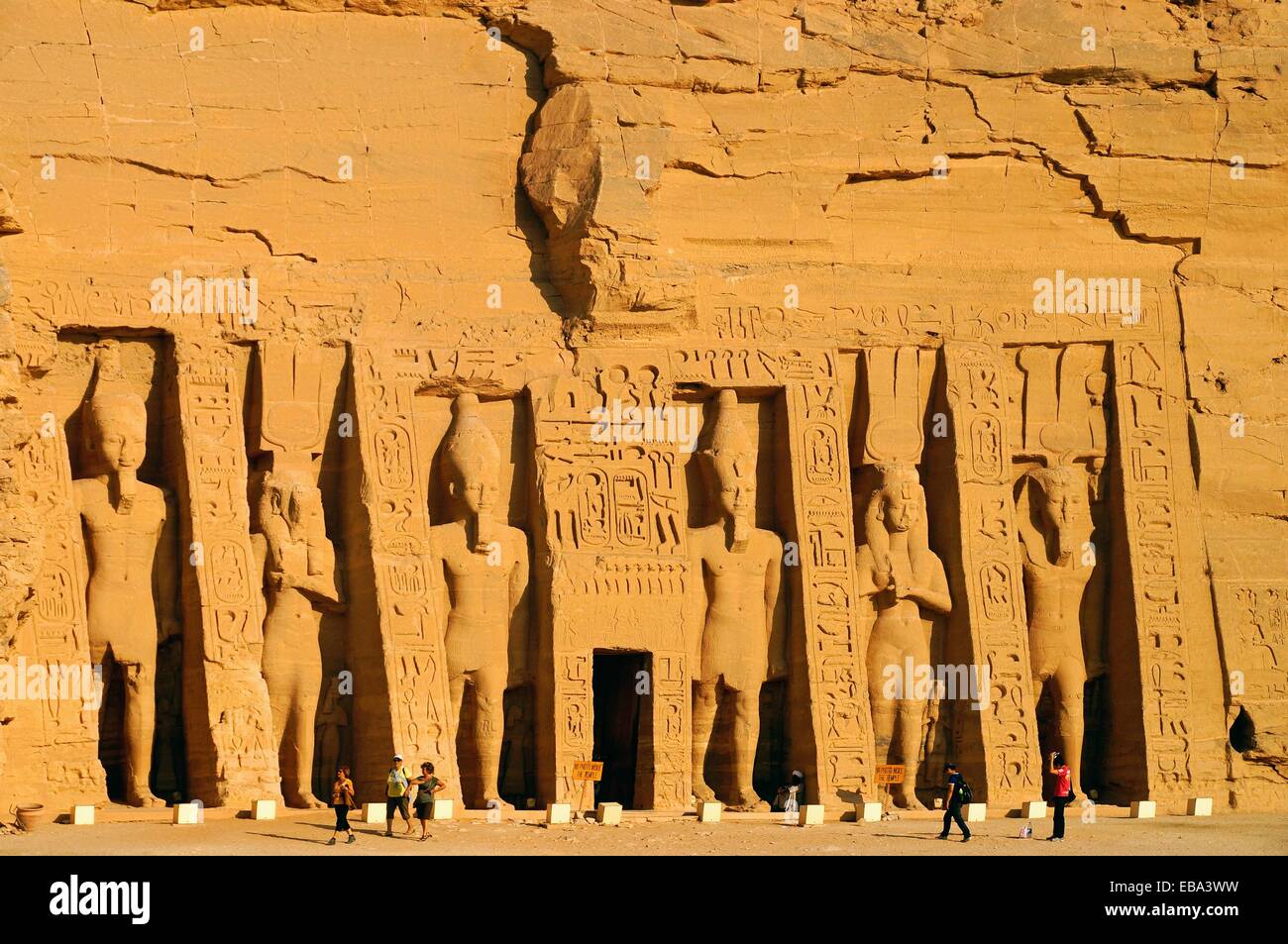 10 100 13th century 13th century BC 1968 230 2nd 300 Abu Simbel Africa after akhenaten alleged ancient Ancient history Stock Photo