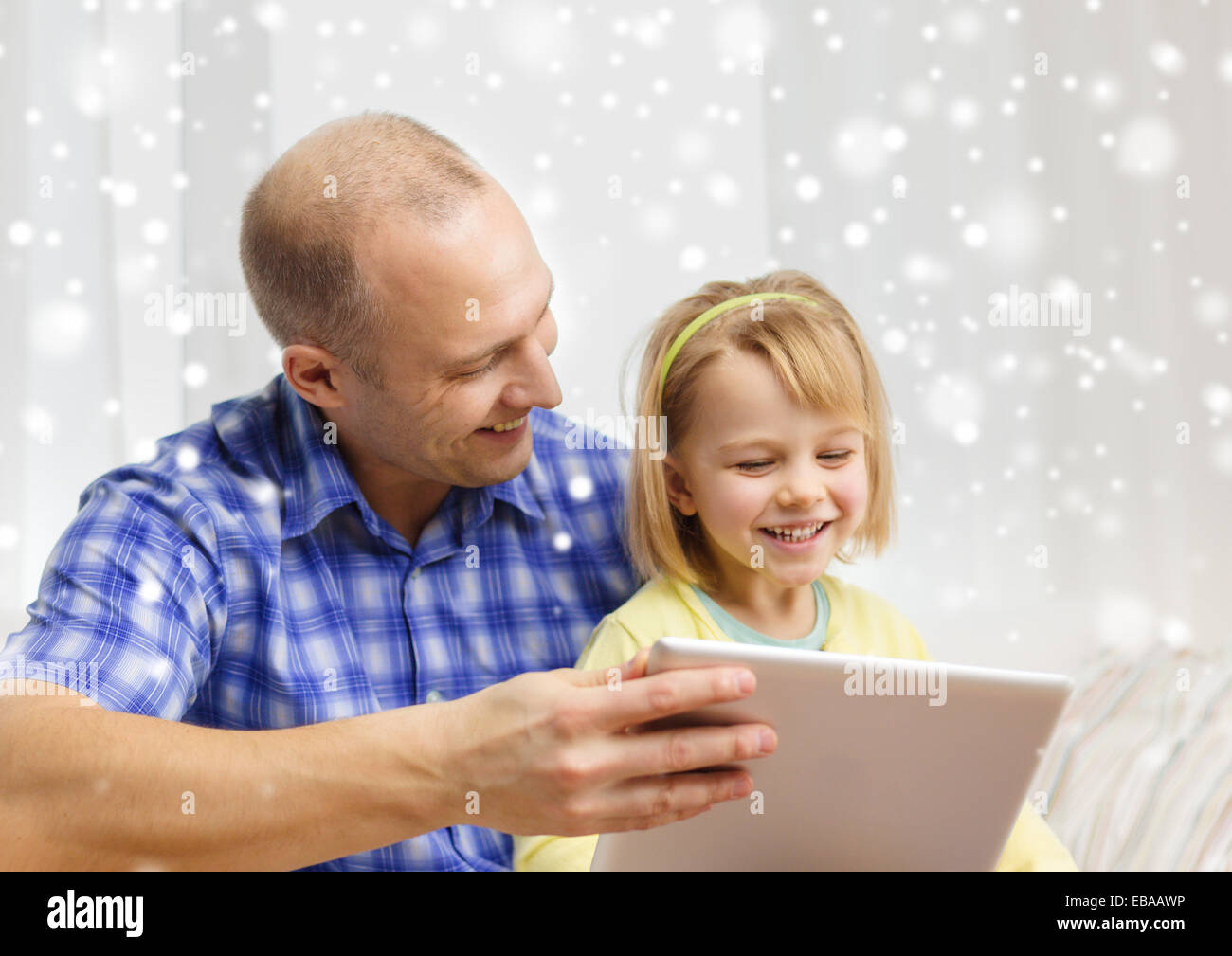 happy father and daughter with tablet pc computer Stock Photo - Alamy