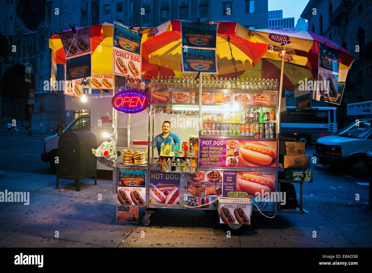 Hot dogs stall Fifth Avenue Manhattan New York City USA Stock Photo Alamy