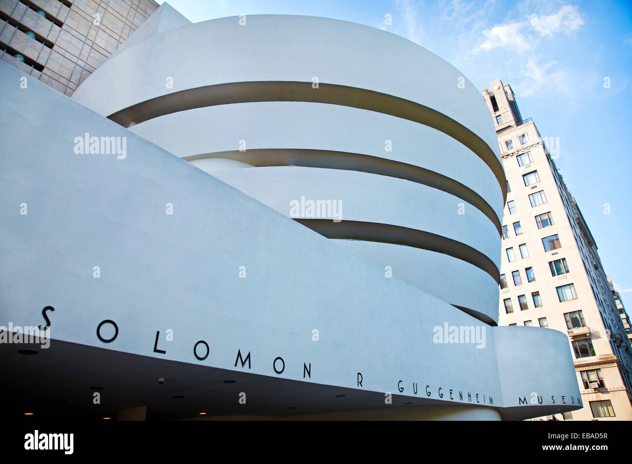 Solomon R Guggenheim Museum on Fifth Avenue, designed by Frank Lloyd Wright, Manhattan, New York City  USA. Stock Photo