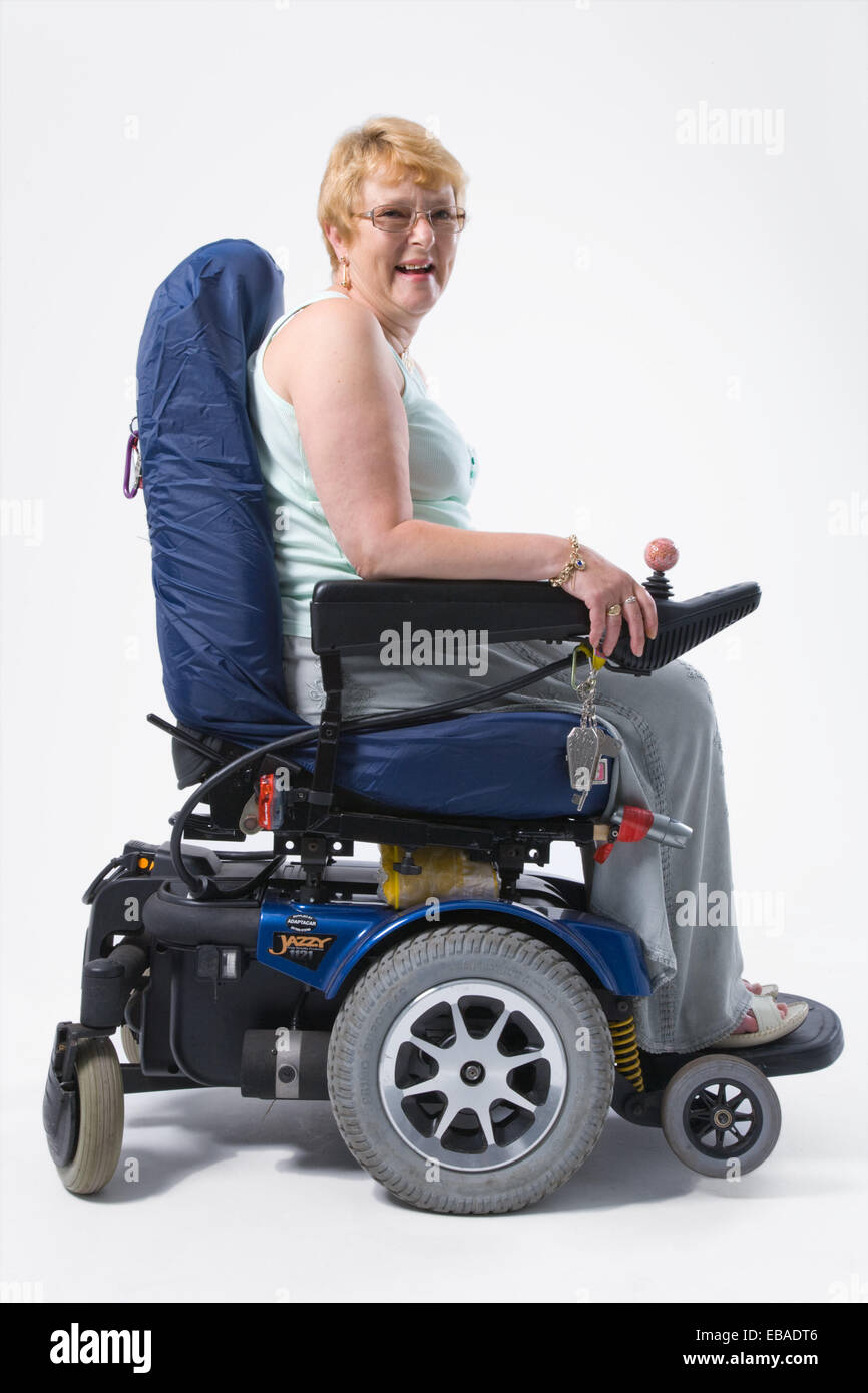 Portrait of a female wheelchair user smiling Stock Photo - Alamy