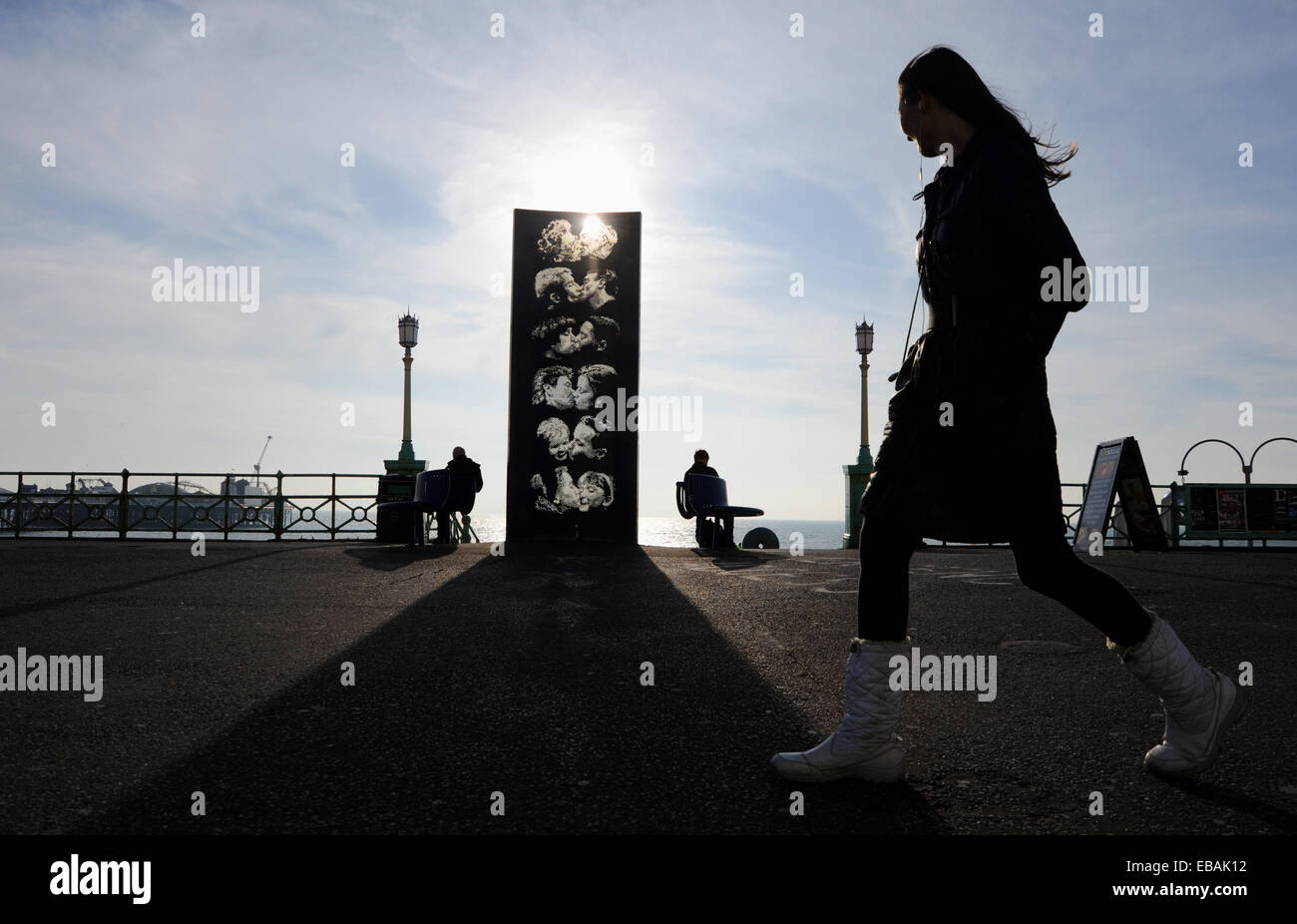 Statues kissing hires stock photography and images Alamy