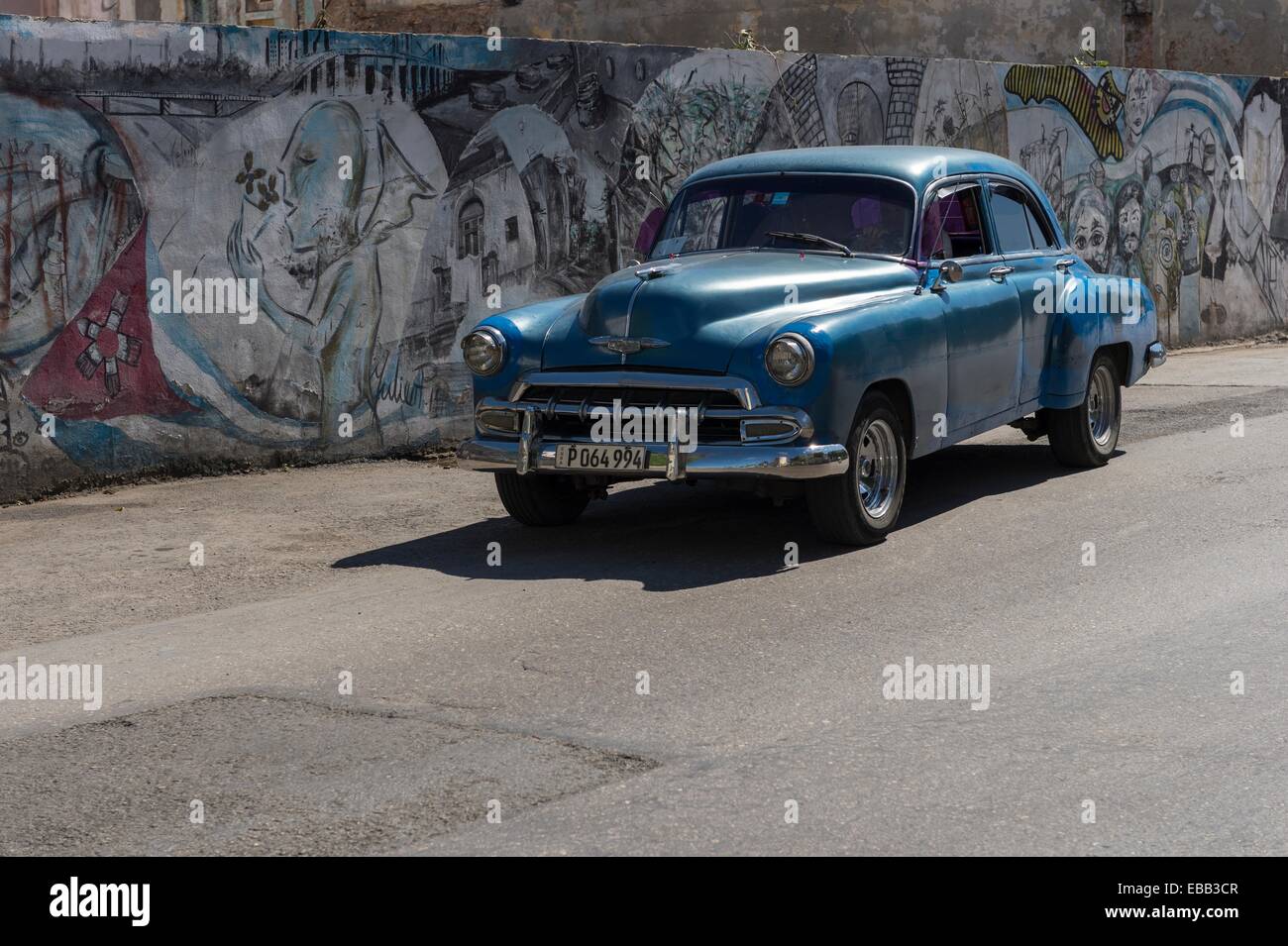 Car Pulling Away High Resolution Stock Photography and Images Alamy