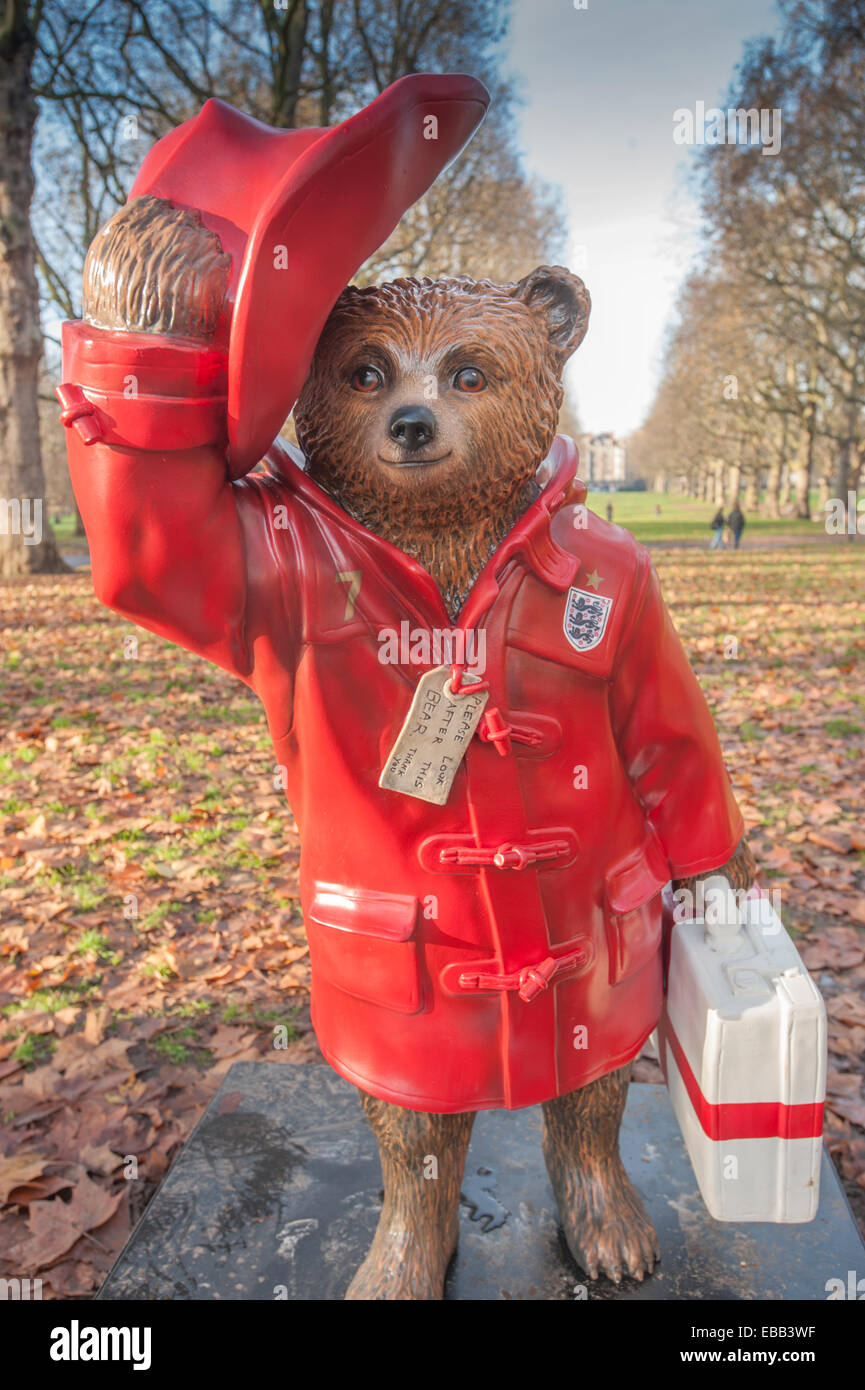 where did paddington bear live in london